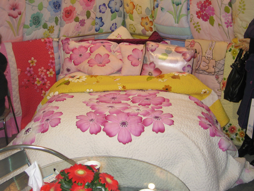 青島沐然手繪家紡亮相91屆中針會