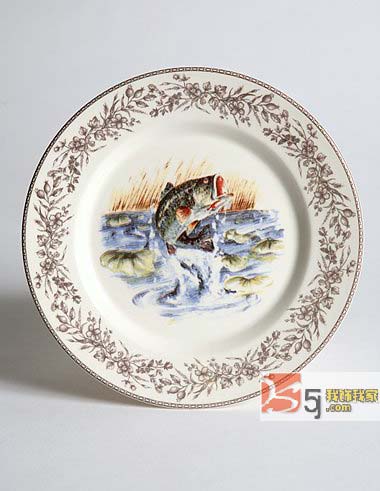 精致彩繪餐具豐富居家的情趣