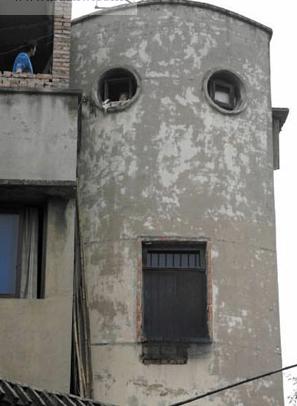 網友爆最雷人的“囧”樓房