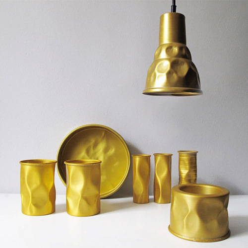 可循環(huán)再利用的“垃圾”家品