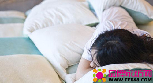 創意家紡枕頭也可當被褥