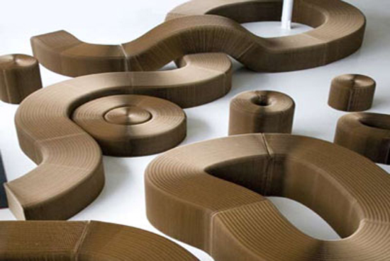 牛皮紙做成的蜂窩沙發