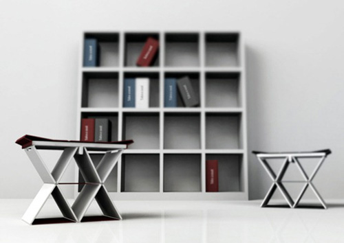 長的像本書的小坐椅