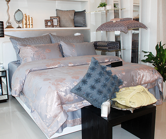 十年創富路贏在紫羅蘭