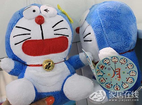 兒童房里的萌態玩偶 記載成長歡樂時光