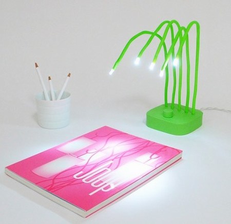 可自由彎曲的家居創(chuàng)意綠草燈