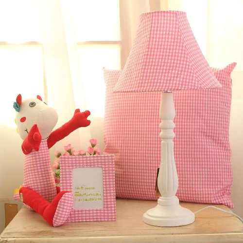 一見傾心的臺燈集合 15款最IN燈飾點亮可愛家