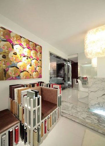 冷色調+淡彩成就通透舒適家園