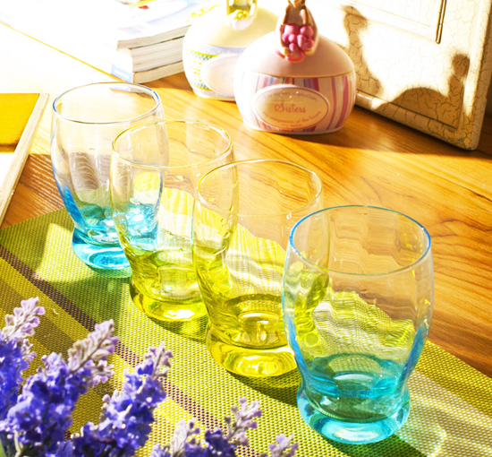 巧用玻璃單品打造花園一般的室內空間