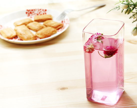 巧用玻璃單品打造花園一般的室內空間