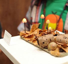 創(chuàng)新LED燈樹樁上的小蘑菇