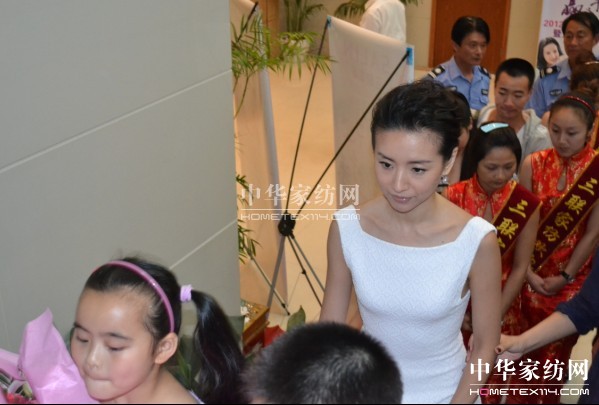 “潔同心贏未來”三聯家紡高峰論壇召開