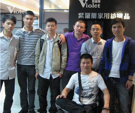 紫羅蘭2012秋冬訂貨會:服務至上 業績為王