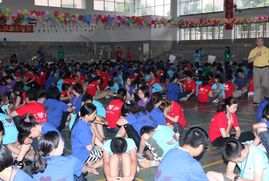 遠夢家居成長心連心活動--關愛學生把愛傳出去