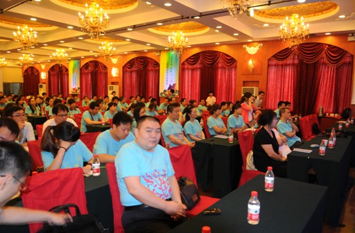 藍鴿家紡2012年秋冬訂貨會圓滿結束