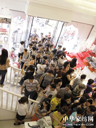 凱盛家紡2012秋冬訂貨會全程火爆
