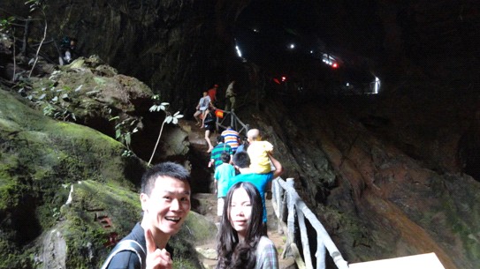 凡語家紡感恩員工清遠(yuǎn)兩日游