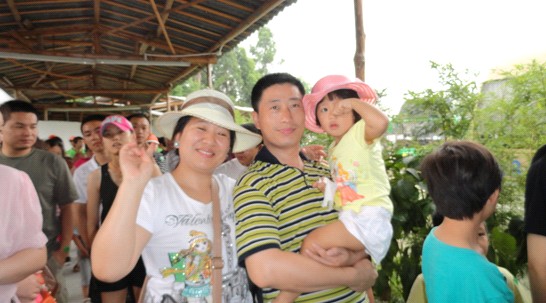 凡語家紡感恩員工清遠(yuǎn)兩日游