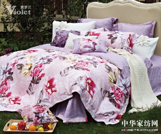 花容月貌本傾城紫羅蘭里心紛飛