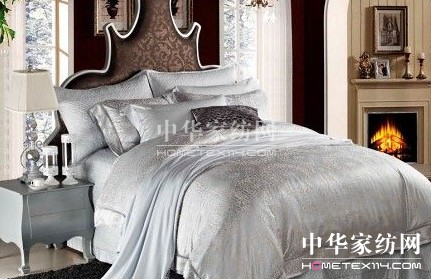 慕思·蘇菲娜2012秋冬新品華麗亮相