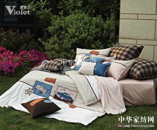 純真童年,紫羅蘭用床品描繪