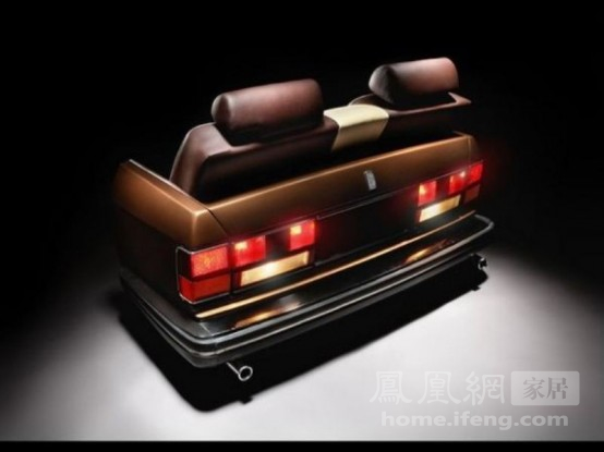 引擎顫動名車造型的沙發(fā)套裝(上)