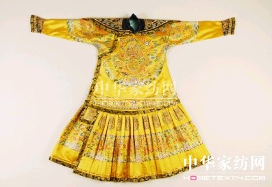 中國絲綢藝術(shù)展驚艷華盛頓