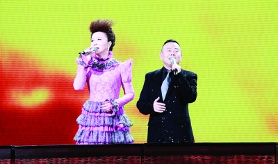 蔡明潘長江把歌唱成小品