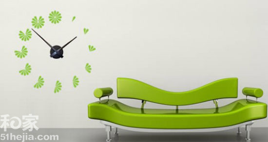 奇思妙想爬上墻個性墻貼拼創意鐘