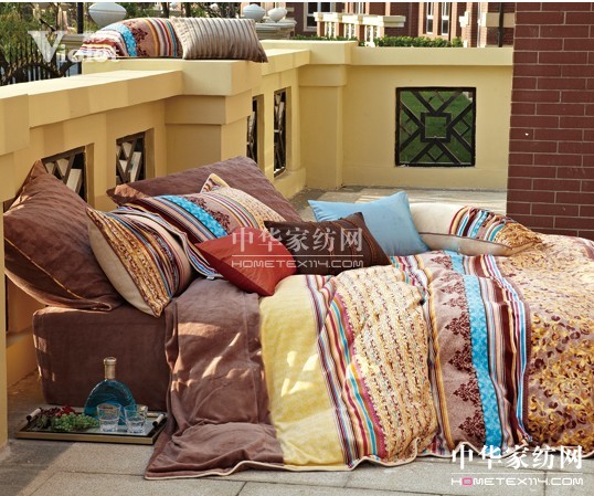 紫羅蘭花飛搖曳 情深幾許