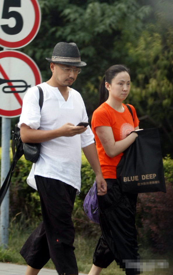 女星最新震撼素顏陶虹老態(tài)驚人