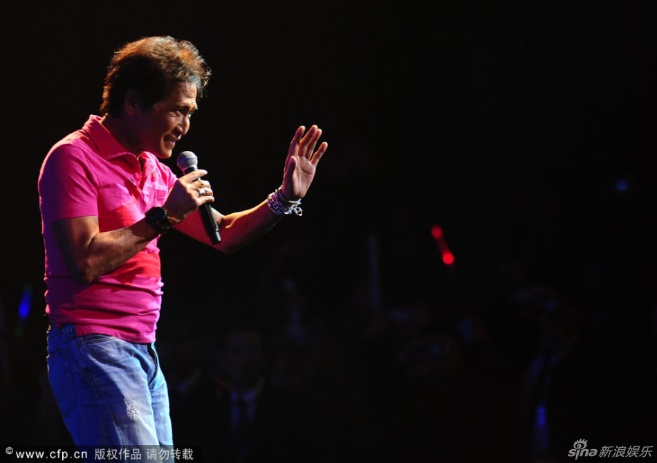 賈靜雯出席活動現身合肥