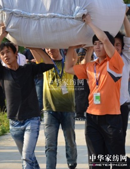 大愛(ài)無(wú)疆,晚美在行動(dòng)