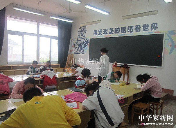 真愛集團(tuán)贊助“真愛杯”譜寫大愛