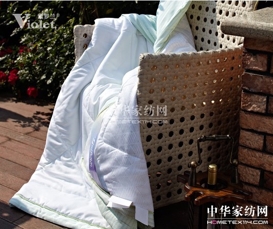 紫羅蘭家紡描繪蒼翠夏日