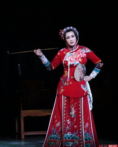 劉曉慶廣東上演《風華絕代》