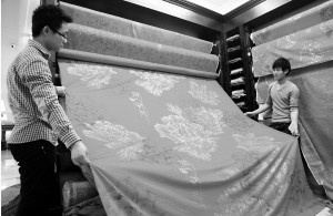 金鳳凰家紡每年研發花型兩千余款