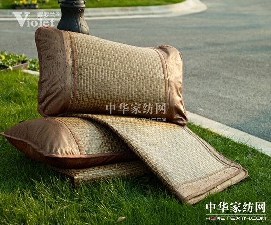 紫羅蘭隱于江南煙雨的恬靜