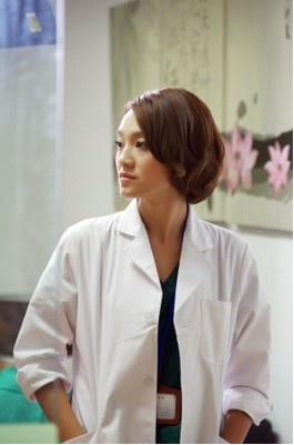 "@婦產科"曝試妝照朱丹或攜手周一圍