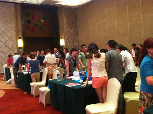 藍絲羽大客戶營銷峰會圓滿成功