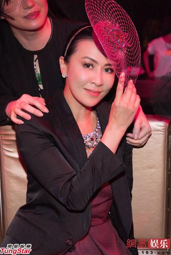 劉嘉玲辦派對(duì)為好友慶生 關(guān)之琳助陣