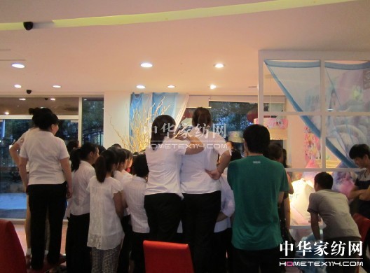 南方寢飾:讓店長成為提升終端的引導者