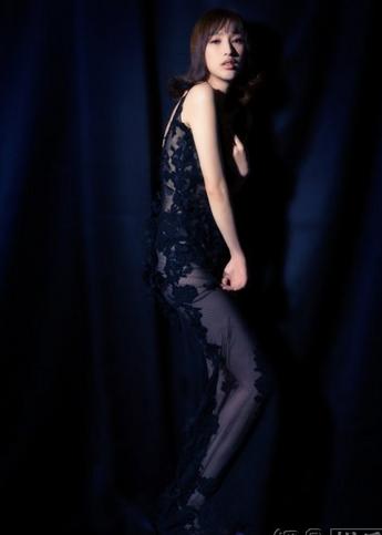 張儷拍最新寫真