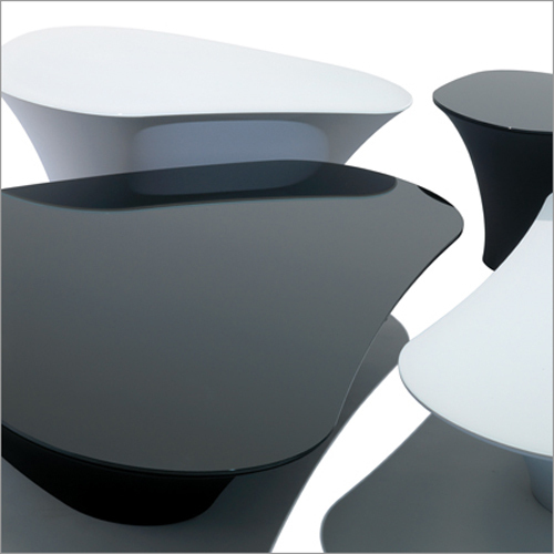 簡(jiǎn)約創(chuàng)意茶幾