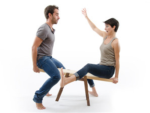 長(zhǎng)凳變身蹺蹺板