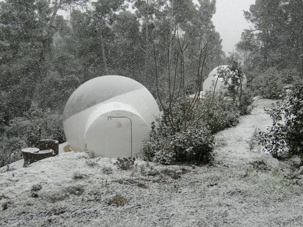 睡在水晶球里法國的泡泡度假村(一)