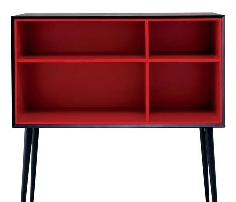 酒紅小比例點(diǎn)睛配色提亮暖冬主題