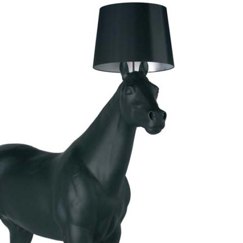 迎馬年復(fù)古創(chuàng)意馬燈