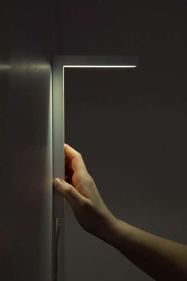 L形簡(jiǎn)約燈