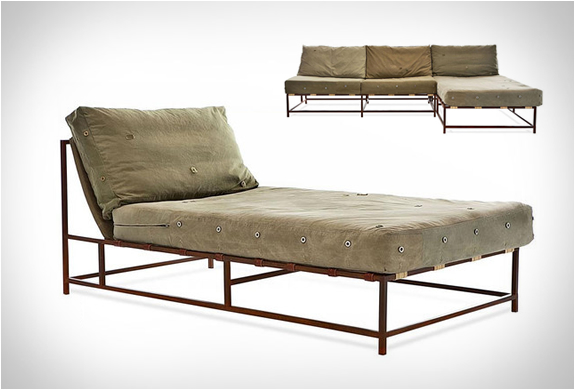 帥氣軍綠色沙發床